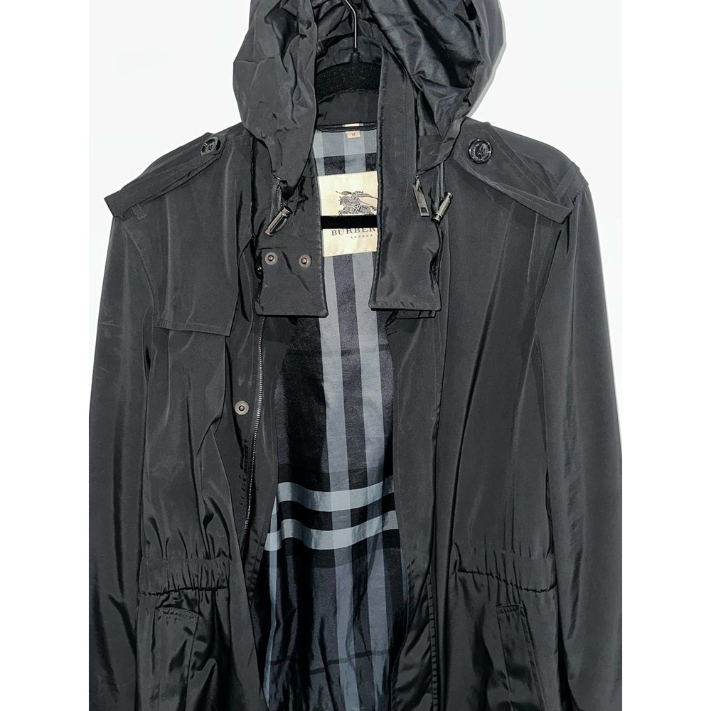 Men’s Black Burberry Raincoat with Concealable Hood - Size M